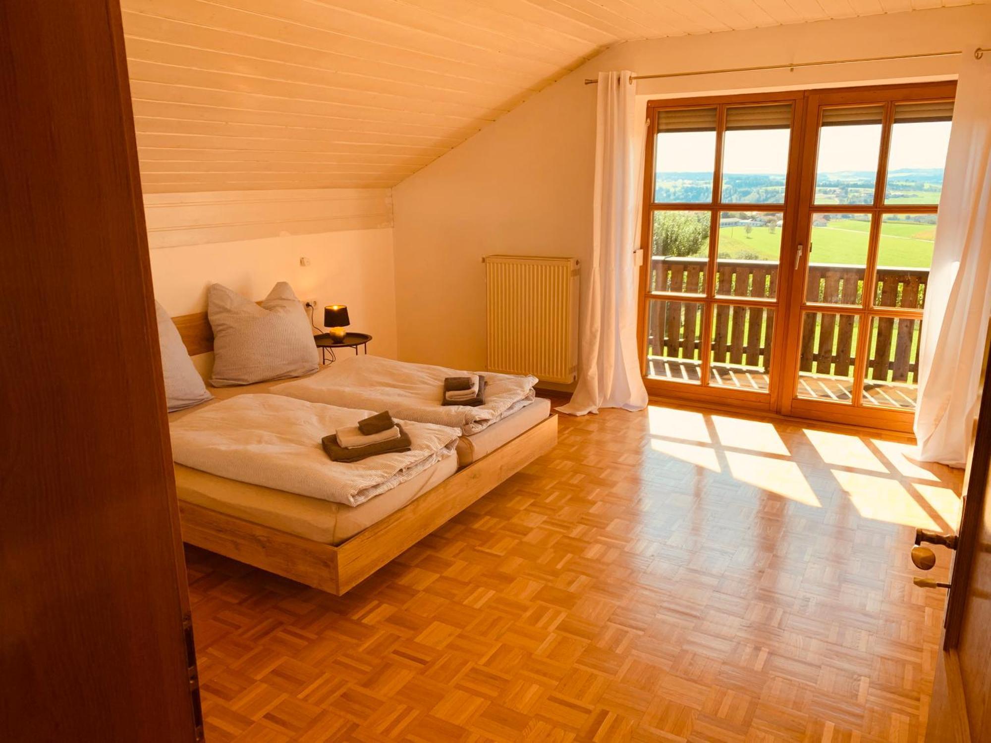Adlerhorst, 4 Schlafzimmer, Blick In Die Alpen, Parkplatz Thyrnau Exterior foto
