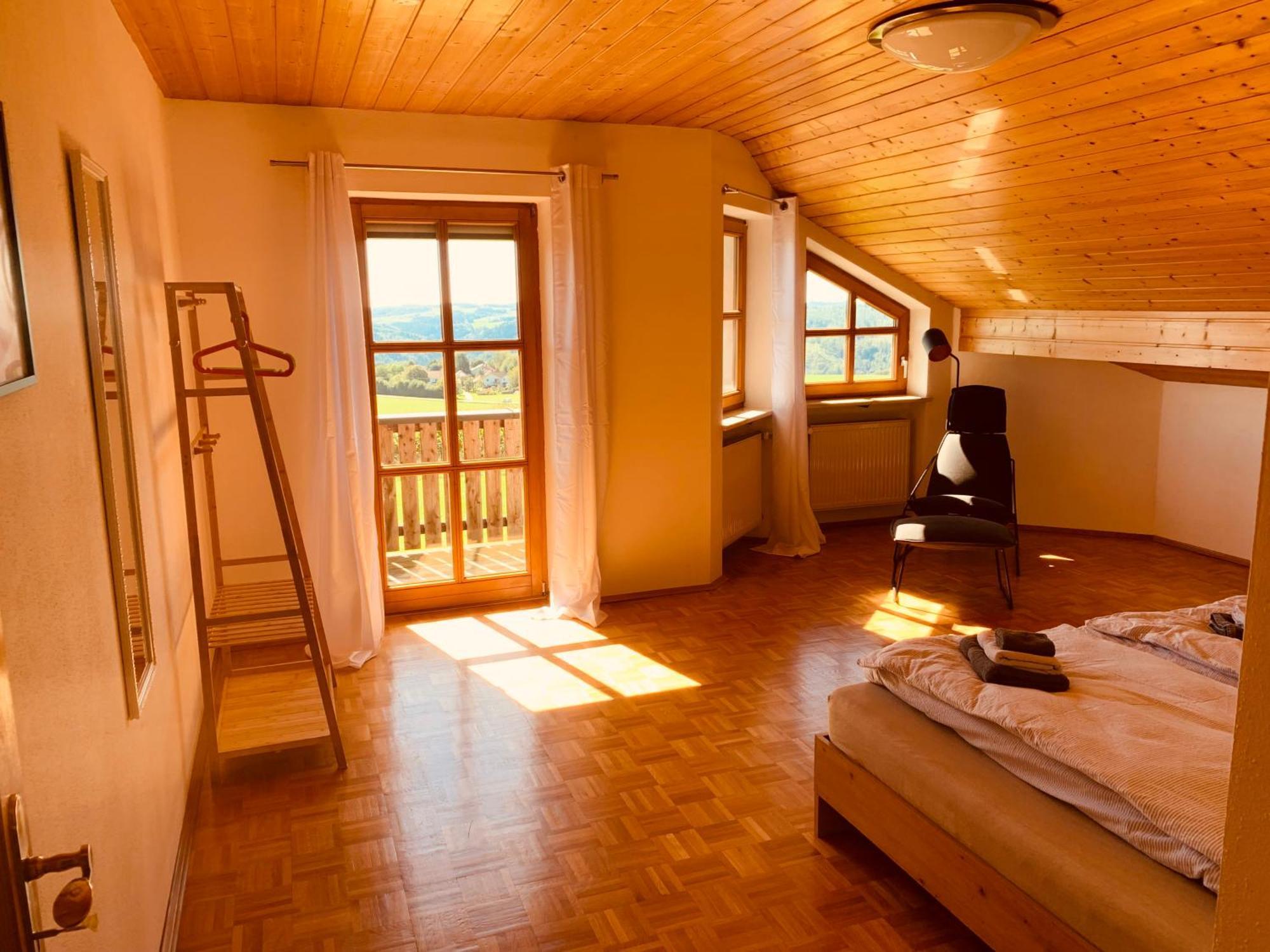 Adlerhorst, 4 Schlafzimmer, Blick In Die Alpen, Parkplatz Thyrnau Exterior foto
